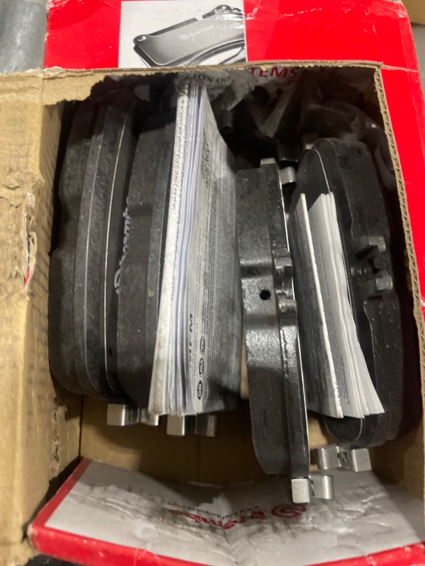 Photo 2 of Brembo P50138 Low-Met Rear Disc Brake Pad Set MERCEDES-BENZ OE# A0004205602