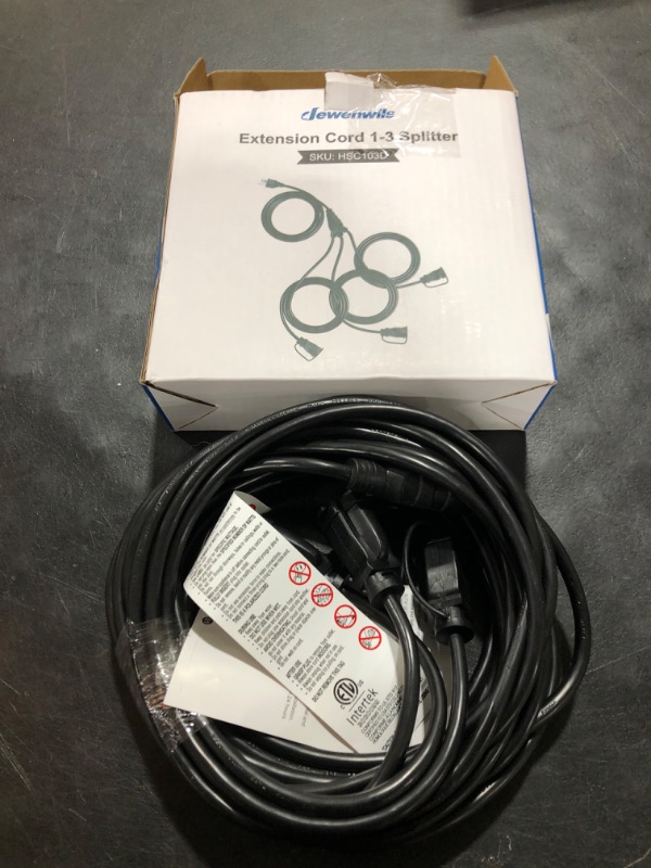 Photo 2 of DEWENWILS Outdoor Extension Cord 1 to 3 Splitter for Christmas, 3 Prong Outlets Plugs, Max 28ft End to End (40 FT Total),16/3C SJTW Weatherproof Wire for Outdoor String Lights Other Appliances, ETL Black 40 FT