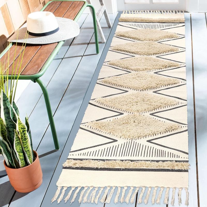 Photo 1 of LEEVAN Boho Runner Rug 2'x8' Tufted Geometric Farmhouse Hallway Rugs with Tassels Washable Woven Tribal Diamond Throw Accent Rug Doormat for Kitchen Sink/Living Room/Bedroom
