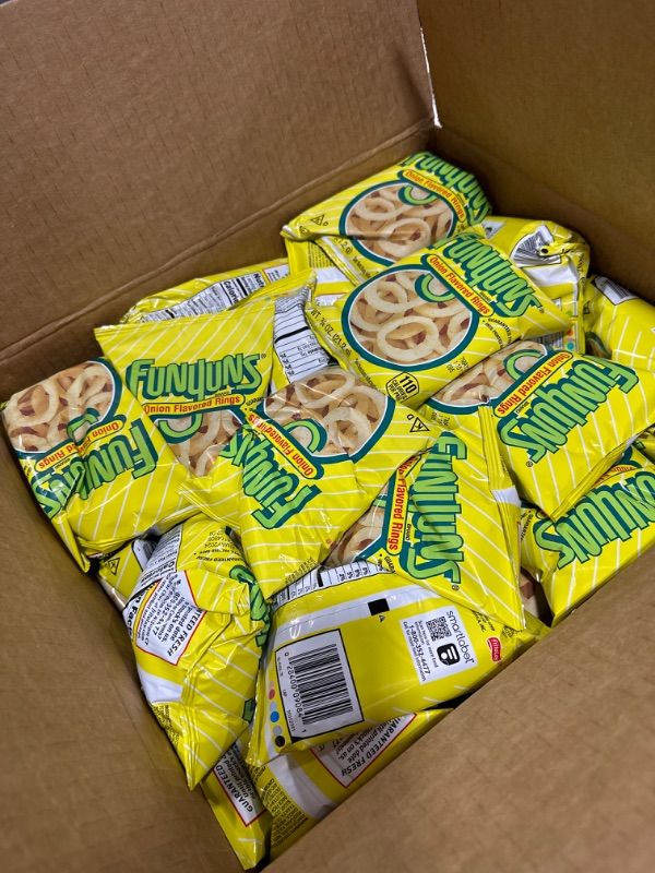 Photo 2 of Funyuns Onion Flavored Rings, .75 Ounce (Pack of 40) 40ct Original