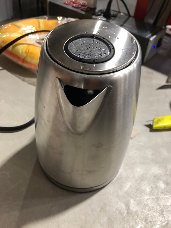 Photo 3 of * tested * functional * 
Chef’sChoice 681 Cordless Electric Kettle Handsomely Crafted in Brushed Stainless Steel Includes Concealed Heating