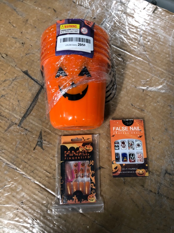 Photo 1 of *non refundable bundle*
Halloween Bundle (3 items)