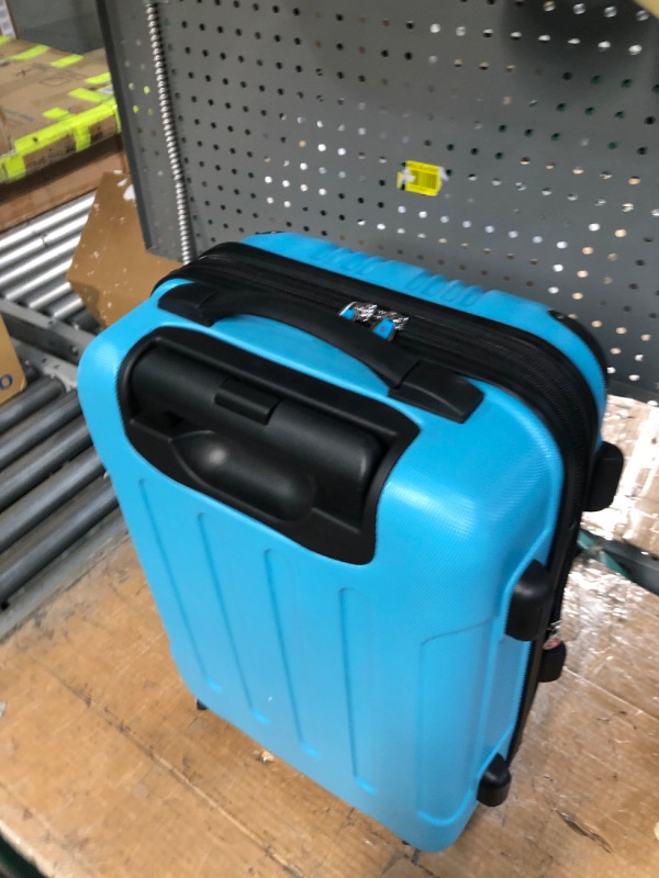 Photo 6 of **MAJOR DAMAGE SEE NOTES**
Rockland London Hardside Spinner Wheel Luggage, Turquoise, Carry-On 20-Inch Turquoise