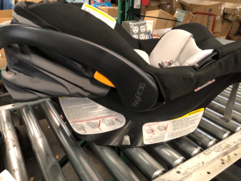 Photo 9 of ***HEAVILY USED AND DIRTY - SEE PICTURES***
Chicco Bravo 3-in-1 Trio Travel System, Bravo Quick-Fold Stroller with KeyFit 30 Infant Car Seat and base, Camden/Black 