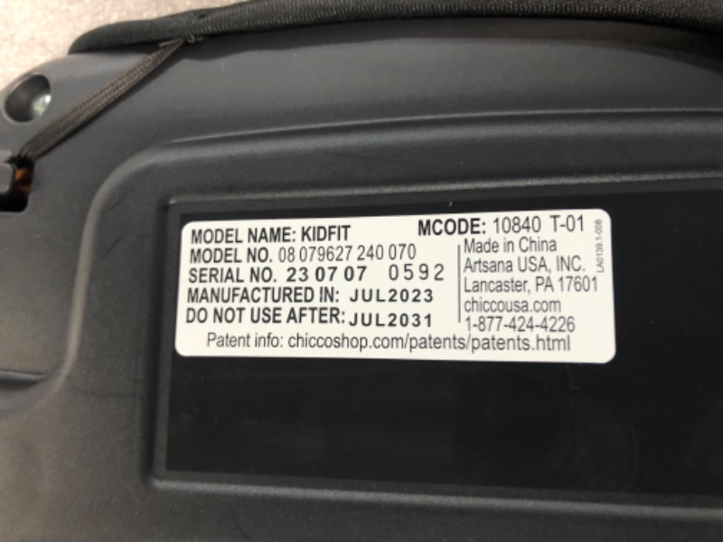 Photo 3 of * missing arm * 
Chicco KidFit ClearTex Plus 2-in-1 Belt-Positioning Booster Car Seat, Backless and High Back Booster Seat,Obsidian