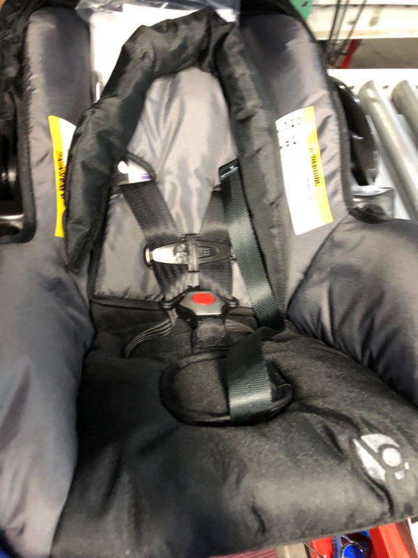 Photo 1 of Baby Trend Ez Flex-Loc 30 Infant Car Seat, Boulder