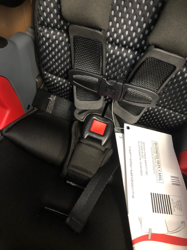 Photo 3 of Britax Grow with You ClickTight Harness-2-Booster Car Seat, Cool Flow Gray ClickTight Cool Flow Gray