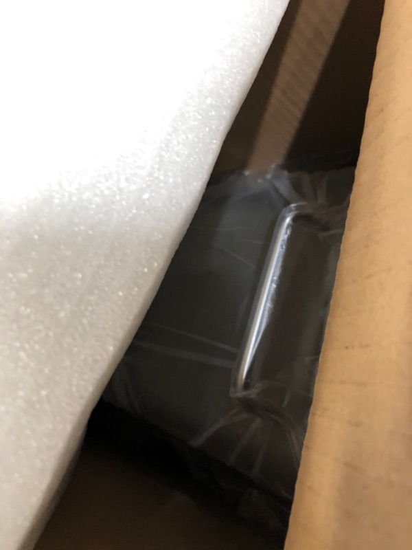 Photo 1 of CGOLDENWALL Oil Press Machine Automatic Oil Presser