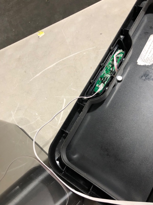 Photo 6 of ***NOT FUNCTIONAL - FOR PARTS ONLY - NONREFUNDABLE - SEE COMMENTS***
EKO Mirage-X 47 Liter / 12.4 Gallon Touchless Rectangular Motion Sensor Trash Can
