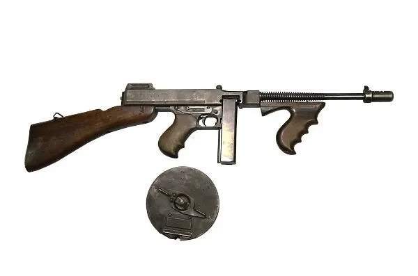 Photo 1 of * poster * see images * 
Thompson Model 1928 submachine gun with drum magazine