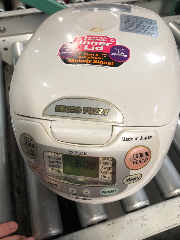 Photo 3 of **NON FUCNTIONAL**
Zojirushi, Made in Japan Neuro Fuzzy Rice Cooker, 5.5-Cup, Premium White