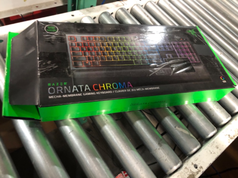 Photo 3 of RAZER ORNATA Expert: Mecha-Membrane - Individually Backlit Mid-Height Keys -Wrist Rest (RZ03-02041800-R3U1)