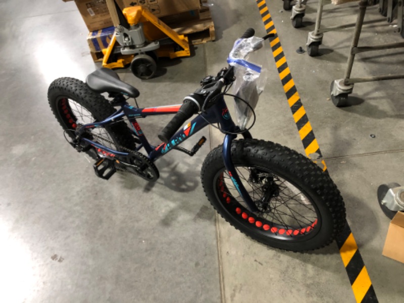 Photo 3 of ***USED - NO PACKAGING - SEE COMMENTS***
Hiland 20 Inch Kids Fat Tire Mountain Bike for Ages 5+, Shimano 7-Speed, Dual-Disc Brake, Blue