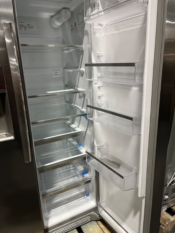 Photo 8 of Frigidaire Gallery 22.3-cu ft Counter-depth Side-by-Side Refrigerator with Ice Maker