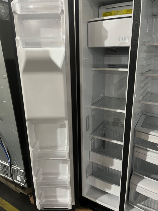Photo 4 of GE 21.8-cu ft Counter-depth Side-by-Side Refrigerator with Ice Maker (Stainless Steel)