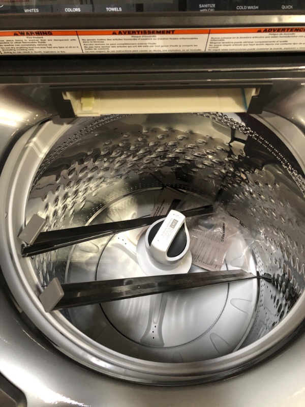 Photo 10 of Whirlpool Smart Capable w/Load and Go 5.3-cu ft High Efficiency Impeller and Agitator Smart Top-Load Washer (Chrome Shadow) ENERGY STAR