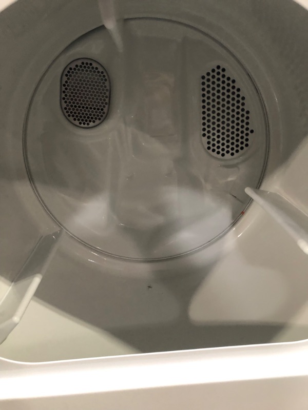 Photo 9 of Whirlpool 7-cu ft Reversible Side Swing Door Gas Dryer (White)