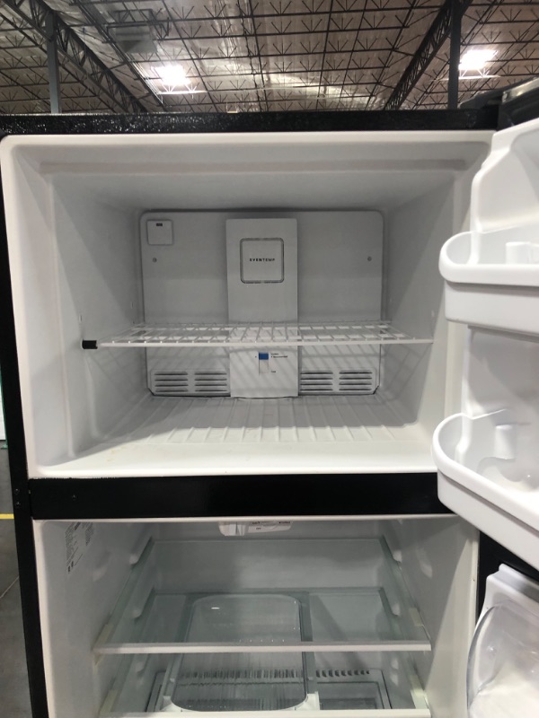 Photo 9 of Frigidaire 20.5-cu ft Top-Freezer Refrigerator (Stainless Steel)
