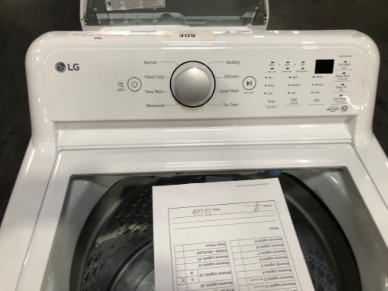 Photo 5 of LG 4.8-cu ft High Efficiency Agitator Top-Load Washer (White) ENERGY STAR