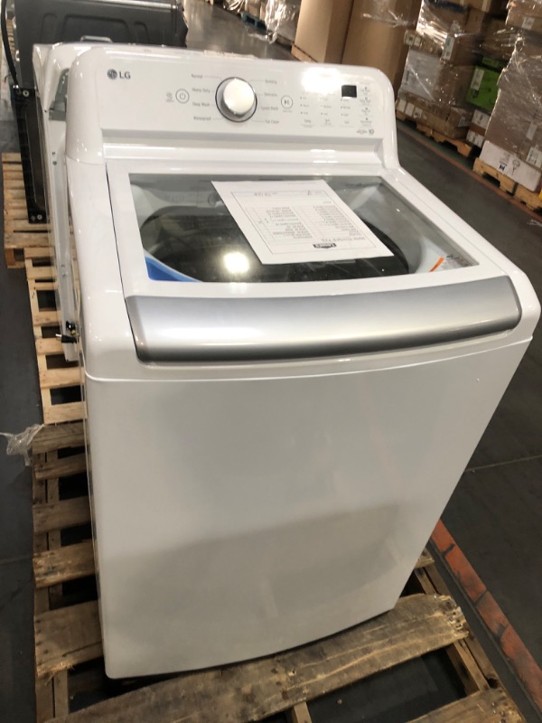 Photo 2 of LG 4.8-cu ft High Efficiency Agitator Top-Load Washer (White) ENERGY STAR