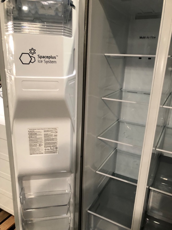 Photo 9 of LG Door in Door 27.12-cu ft Side-by-Side Refrigerator with Ice Maker (Printproof Stainless Steel)