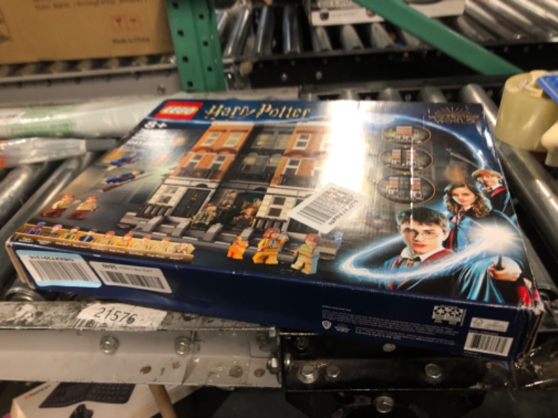 Photo 2 of LEGO Harry Potter 12 Grimmauld Place 76408 Building Toy Set for Kids, Girls, and Boys Ages 8+ (1,083 Pieces) FrustrationFree Packaging