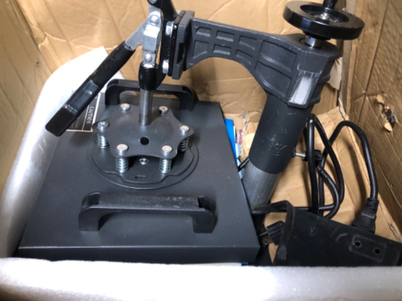 Photo 1 of VEVOR Heat Press, 12x10in Heat Press Machine, Clamshell Sublimation Transfer Printer Fast Heat-l