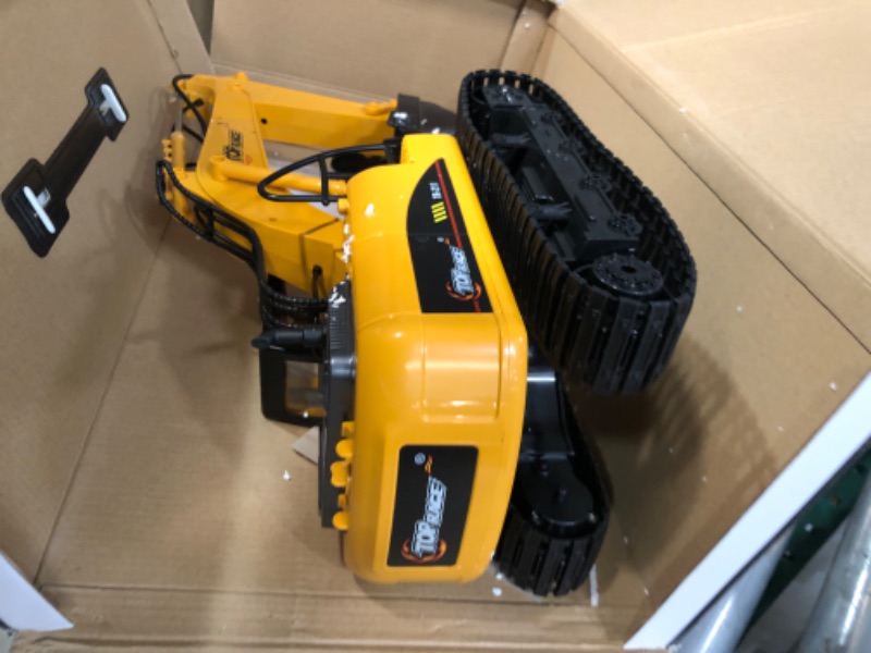 Photo 1 of Top Race 15 Channel Full Functional Remote Control Excavator Construction Tractor, Excavator Toy with 2.4Ghz Transmitter and Metal Shovel – TR 211 RC Excavator