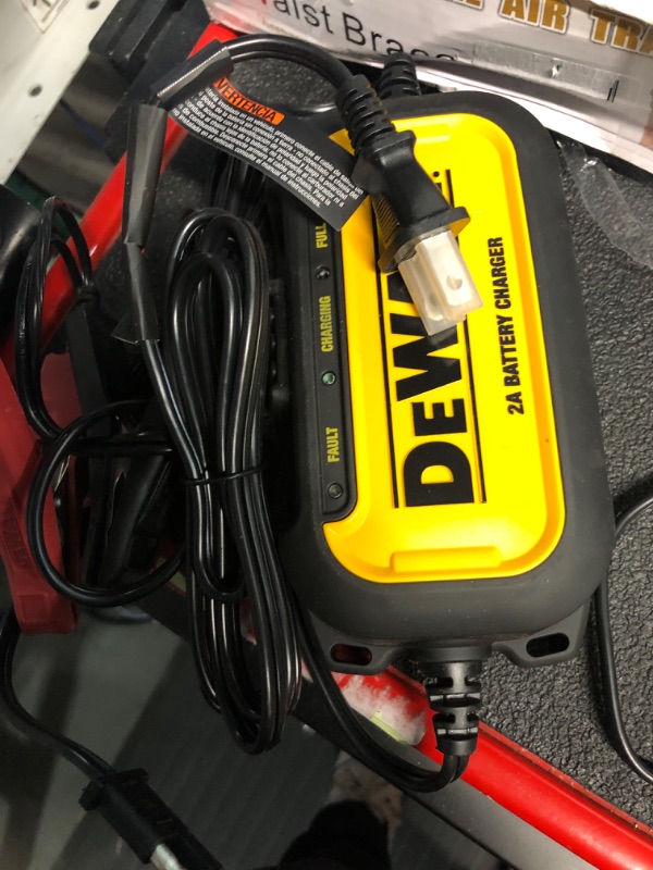 Photo 2 of DEWALT DXAEC2 DXAEC2 Professional 2-Amp Automotive Battery Charger and Maintainer