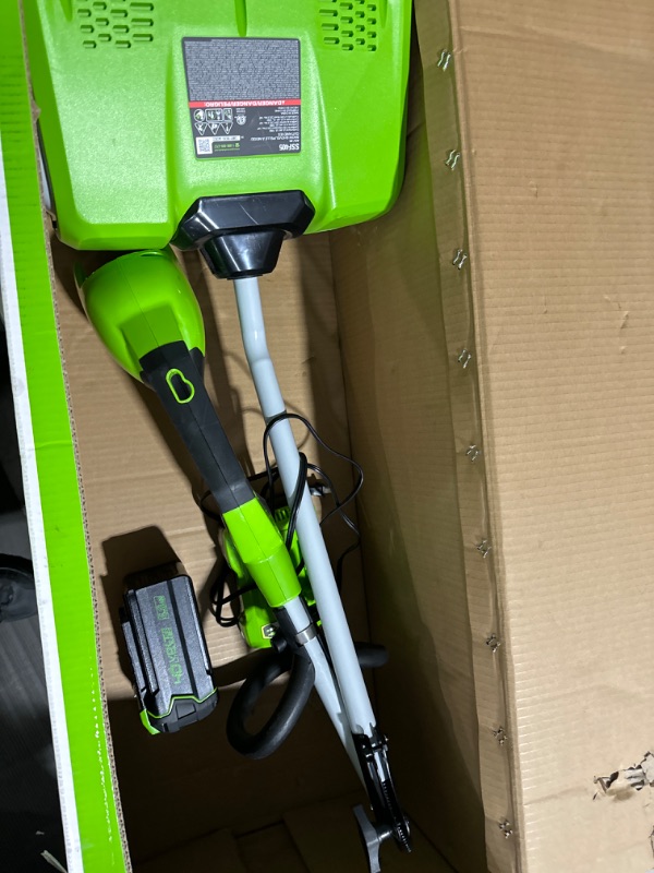 Photo 2 of ***USED READ NOTES***Greenworks 40V 12-Inch Cordless Snow Shovel 4Ah Battery and Charger