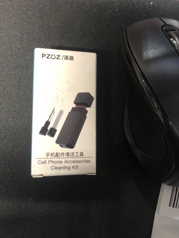 Photo 1 of Cell Phone Cleaning Kit