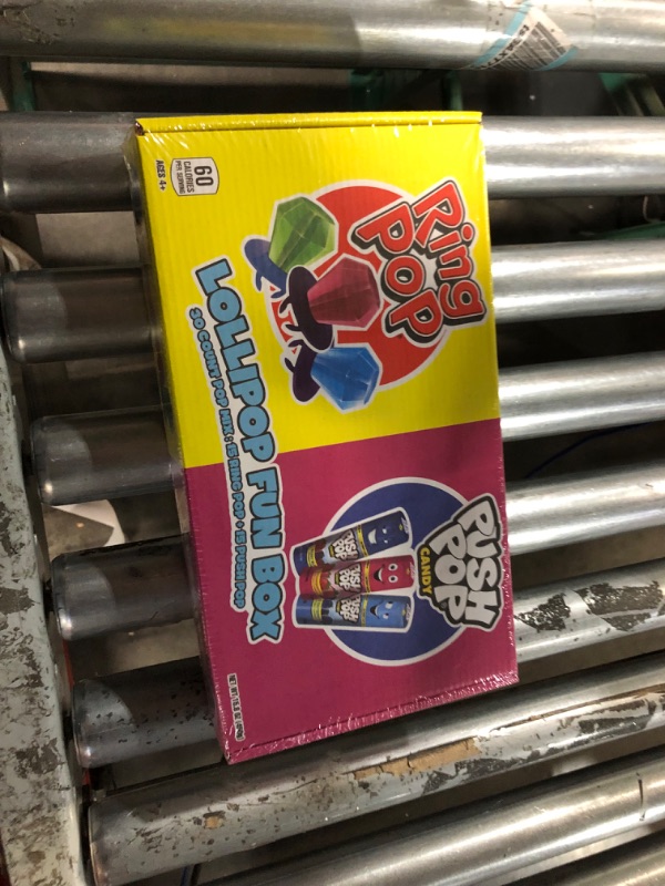 Photo 3 of Ring Pop Push Pop 30 Count Easter Candy Box