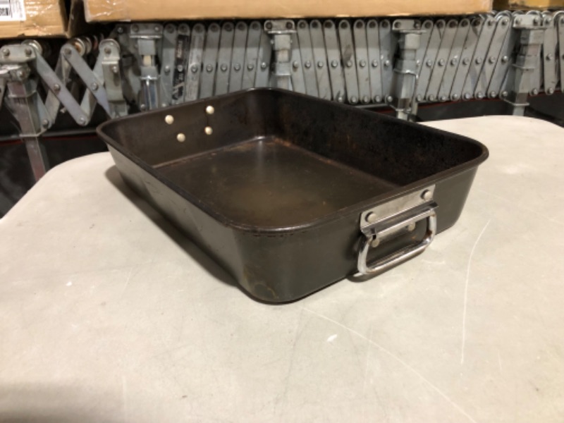 Photo 3 of ***HEAVILY USED AND FILTHY - SEE PICTURES***
T-FAL Cooking Pan with Handles, Black, 11" x 16", Tapered.