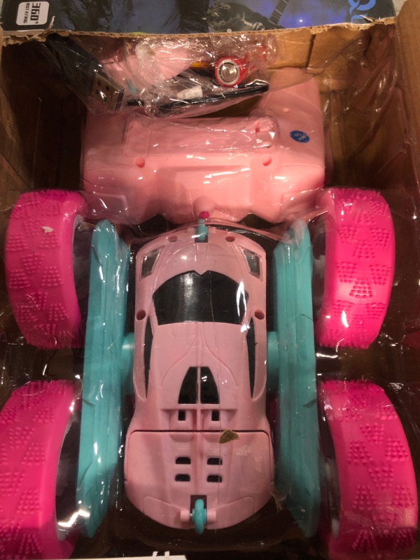 Photo 2 of ***NOT FUNCTIONAL - BROKEN - RATTLES WHEN SHAKEN - FOR PARTS ONLY - SEE COMMENTS***
FREE TO FLY Rc Stunt Cars: Double Sided 360°Flip Rotating 4WD Race Car Toy