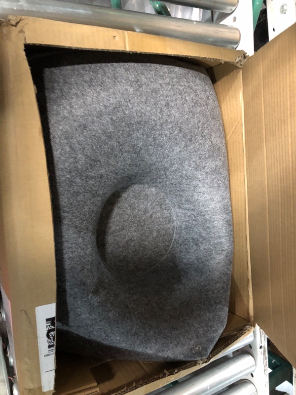 Photo 1 of ***USED - UNABLE TO TEST***
Clawsable Heated Cat Bed for Large Cats, 19" Detachable Cave Heated Pet Bed 