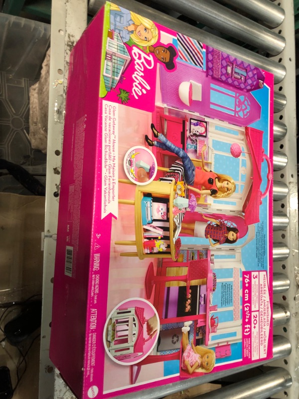 Photo 3 of Barbie Glam Getaway Portable Dollhouse, 1 Story with Furniture, Accessories and Carrying Handle, for 3 to 7 Year Olds 