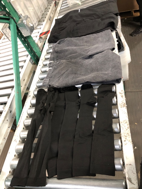 Photo 1 of mens clothing bundle