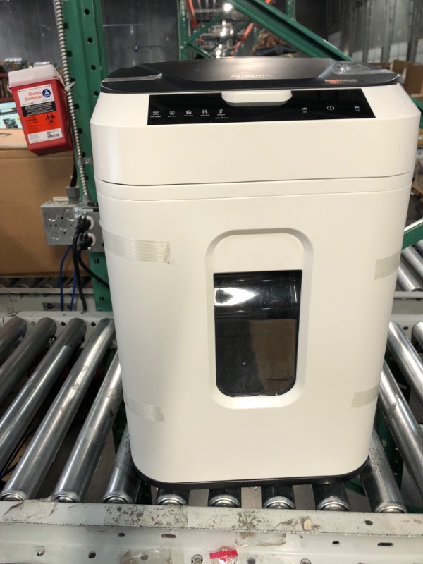 Photo 2 of **PARTS ONLY, DOES NOT WORK**
Aurora Commercial Grade 200-Sheet Auto Feed High Security Micro-Cut Paper Shredder