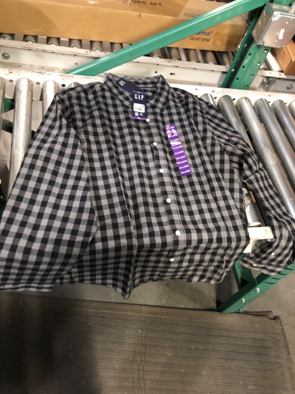 Photo 1 of BUTTON UP SHIRT XXL