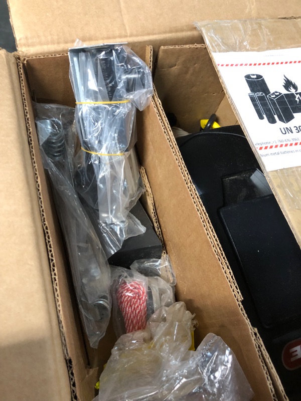 Photo 1 of (READ FULL POST) Genie B6172H Wall Mount Smart Garage Door Opener, Black & GUK-R Wireless Universal 