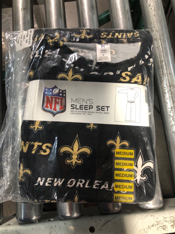 Photo 1 of Men's NFL Sleep Set NOLA