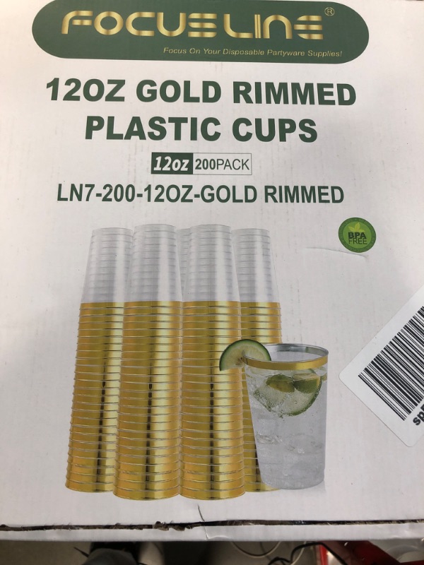 Photo 2 of 200 Pack 12 oz Gold Rimmed Plastic Cups