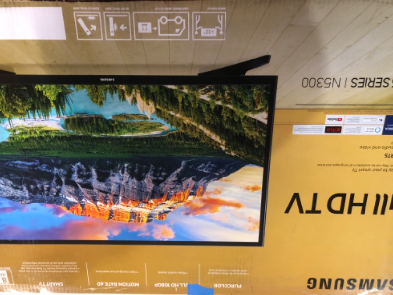 Photo 2 of SAMSUNG 32-inch Class LED Smart FHD TV 1080P (UN32N5300AFXZA, 2018 Model)