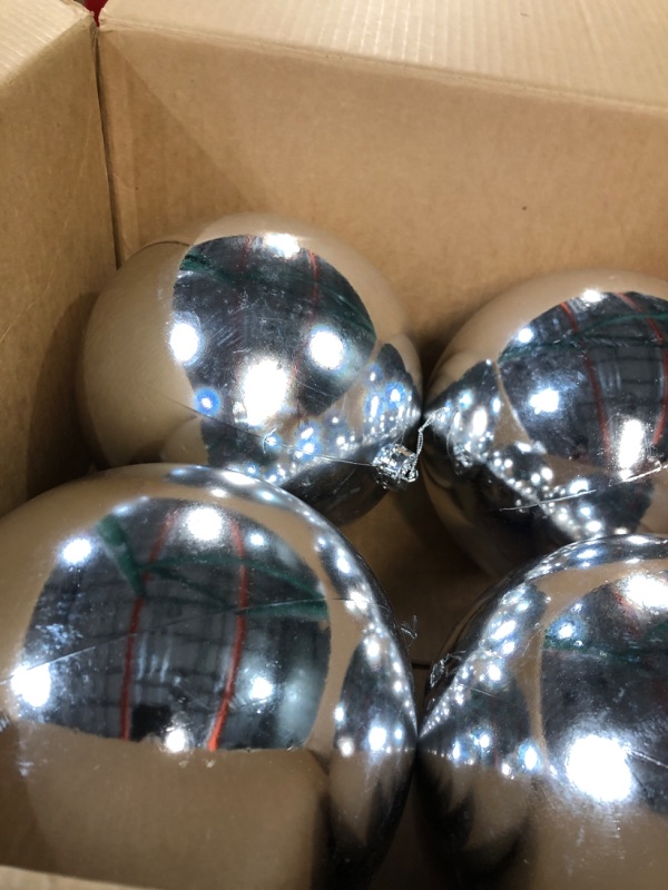 Photo 3 of  4 Pcs Large Outdoor Christmas Ball Plastic  (Silver)