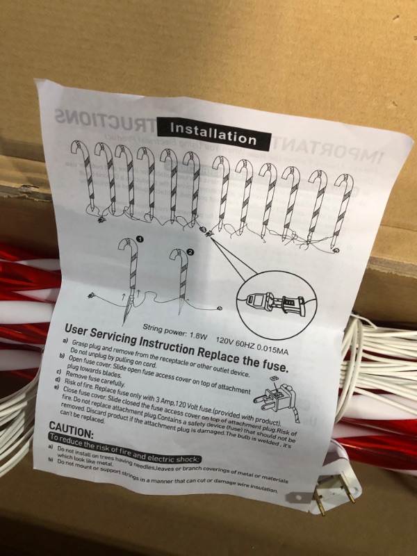 Photo 4 of * used * 
COOLWUFAN 28" Christmas Candy Cane Pathway Markers, Set of 12 Pack 