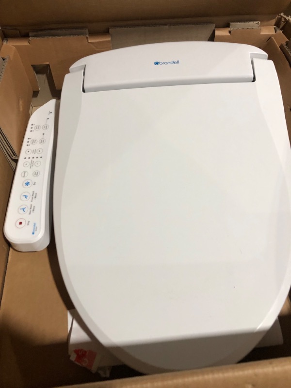 Photo 5 of [READ NOTES]
Swash SE400 Advanced Elongated Bidet Seat White - Brondell