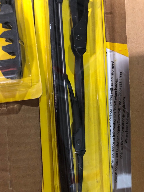 Photo 2 of Rain-X 820144 WeatherBeater Wiper Blades, 24" and 19" Windshield Wipers (Pack Of 2),24" and 19" Combo Blade