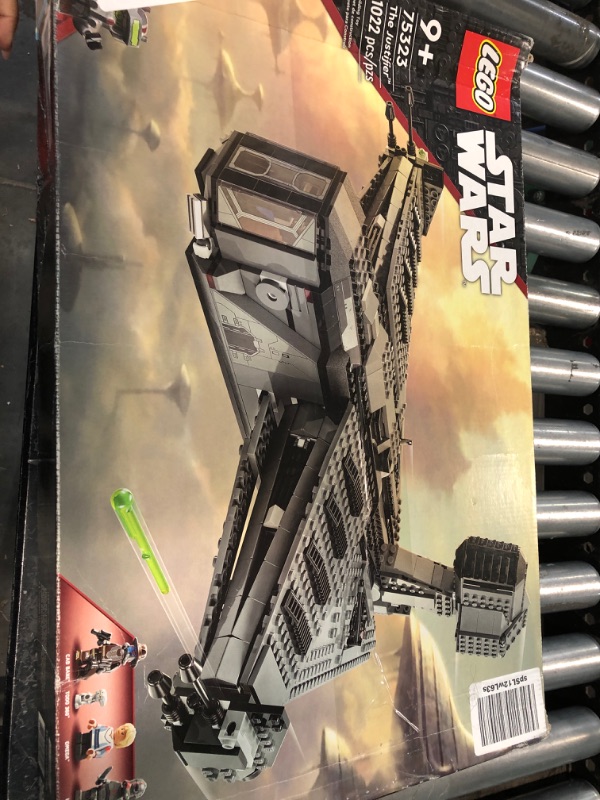 Photo 1 of **FACTORY SEALED**  LEGO Star Wars The Justifier 75323