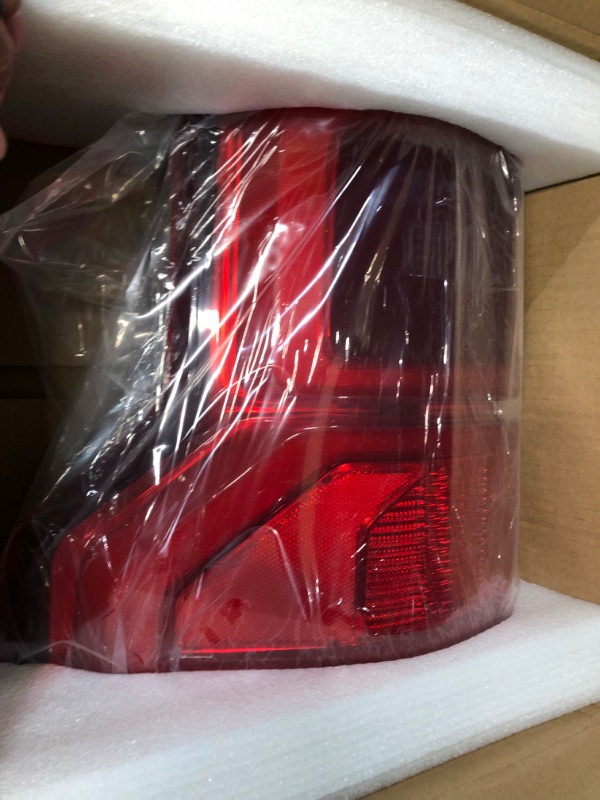 Photo 4 of LED Tail Lights Blind Spot For Ford F150 2018 2019 2020 Rear Tail Lamp Right Passenger Side