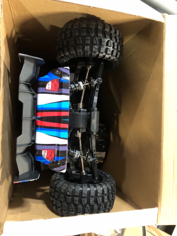 Photo 4 of DEERC 1:10 Scale Fast Brushless RC Car